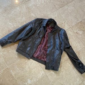 Men’s leather bomber